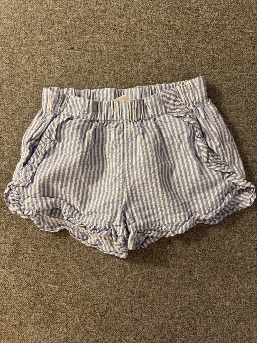 5/$15- Girl’s shorts size 6